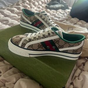 Gucci Beige and Green Patterned Sneakers